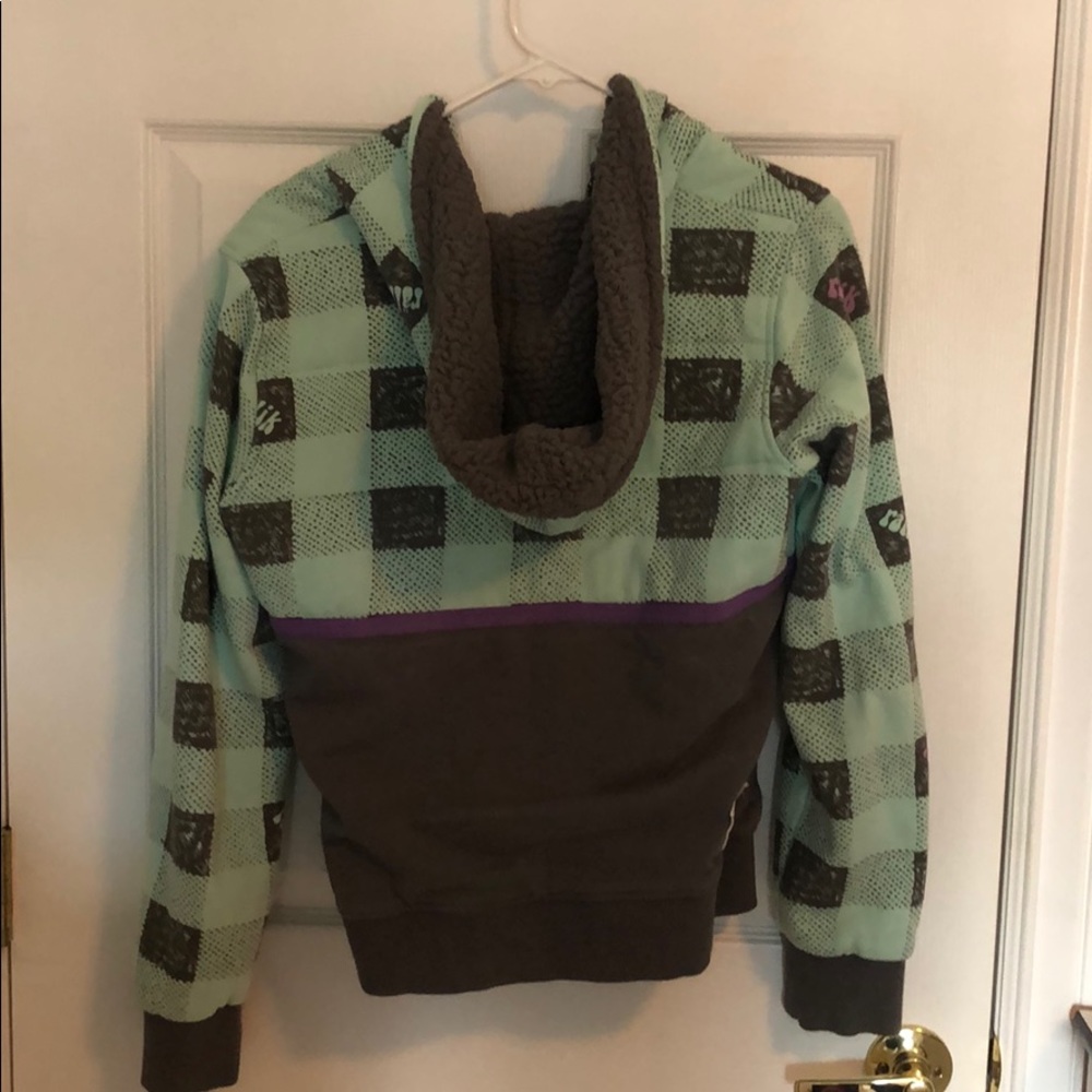 Sweatshirt - Picture 2 of 2